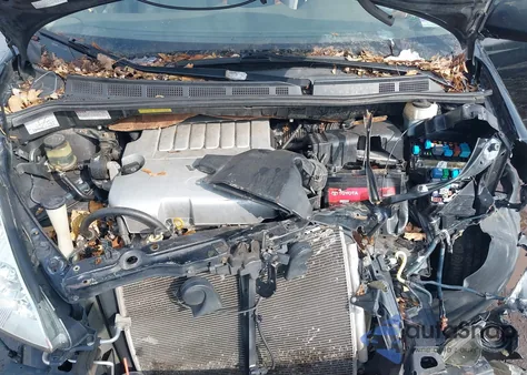 2008 Toyota Sienna Limited z USA, uszkodzony, nr VIN 5TDBK22C38S019639